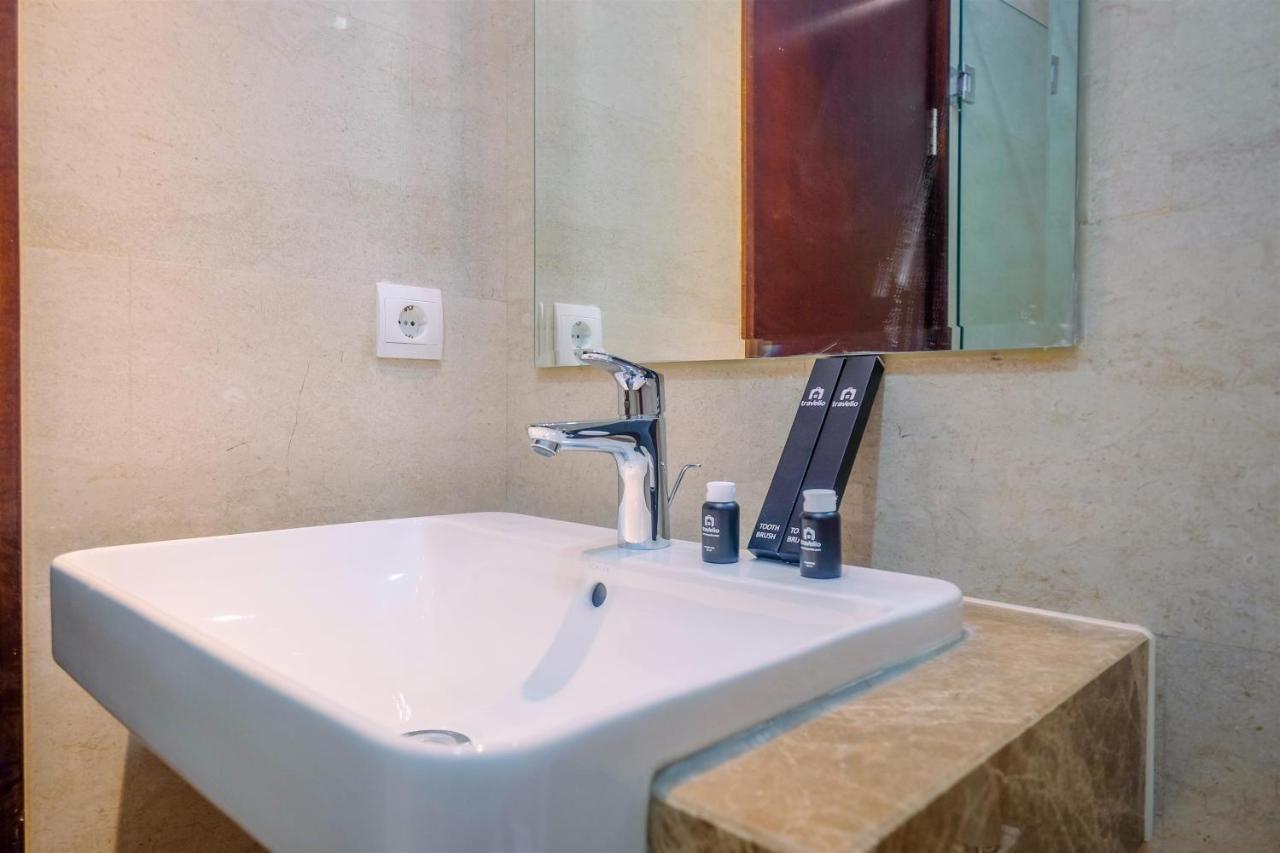 Warm And Cozy At Menteng Park By Travelio Apartment
